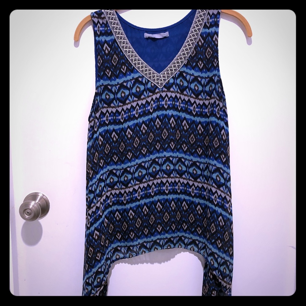 Octavia Sleeveless V Neck Top
